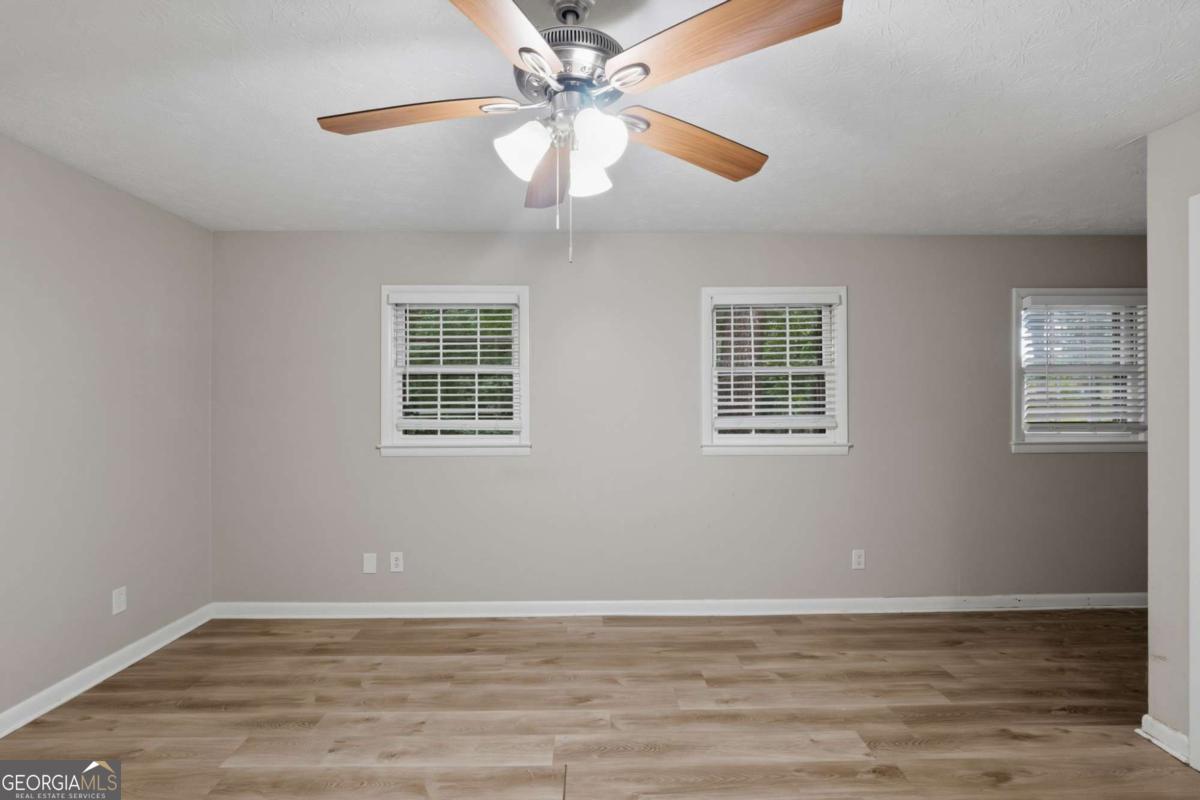 2115 Pine Knoll Circle Ne Property Photo 24