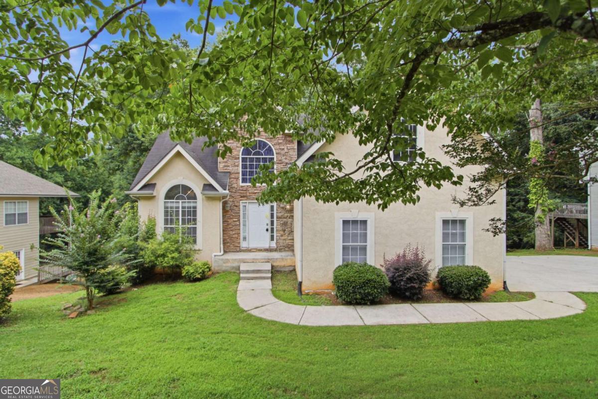100 Overlook Heights Way Property Photo 1