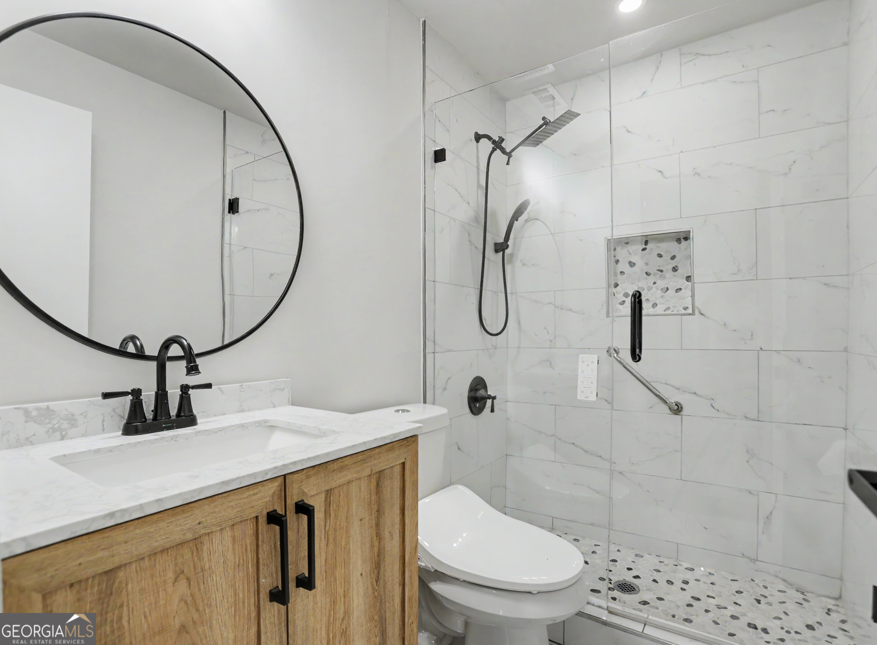 2535 Rhoanoke Drive Property Photo 19