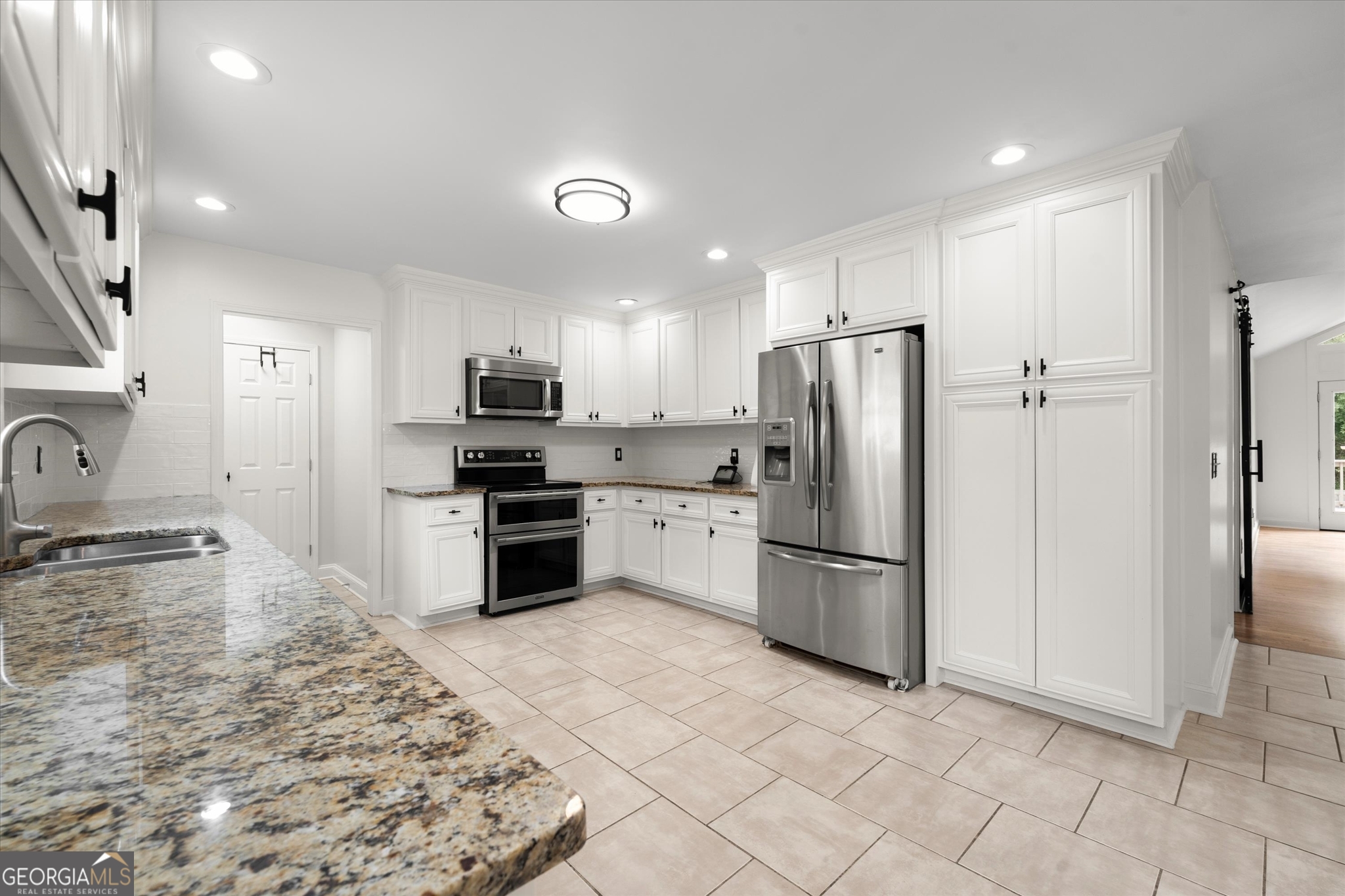 560 Saddle Creek Circle Property Photo 13