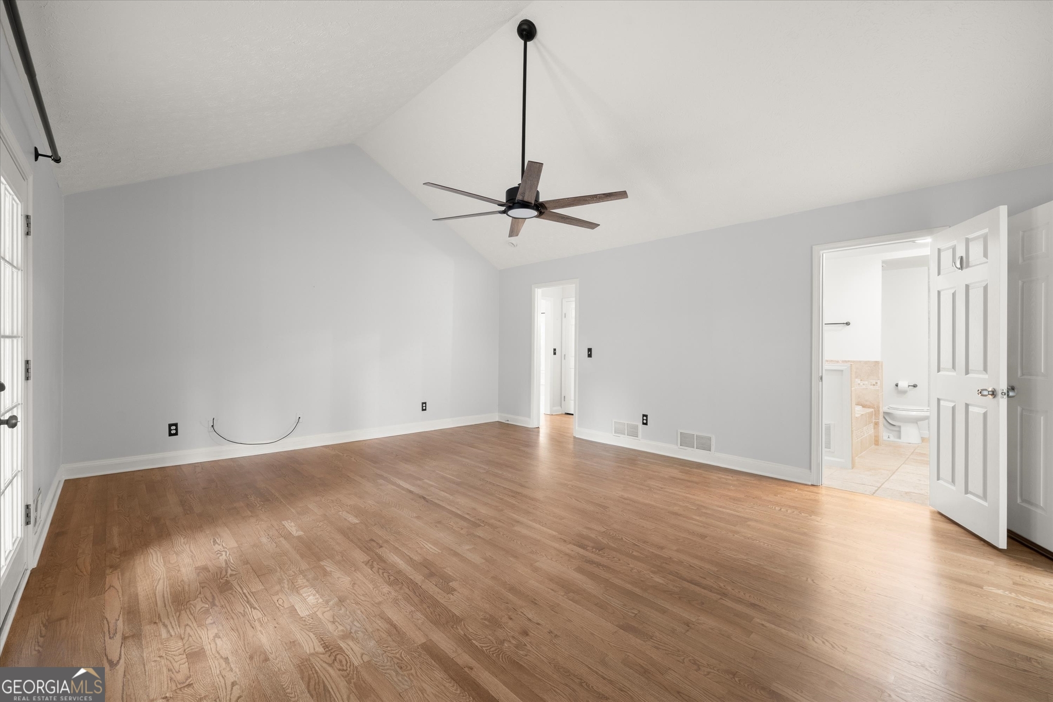 560 Saddle Creek Circle Property Photo 23