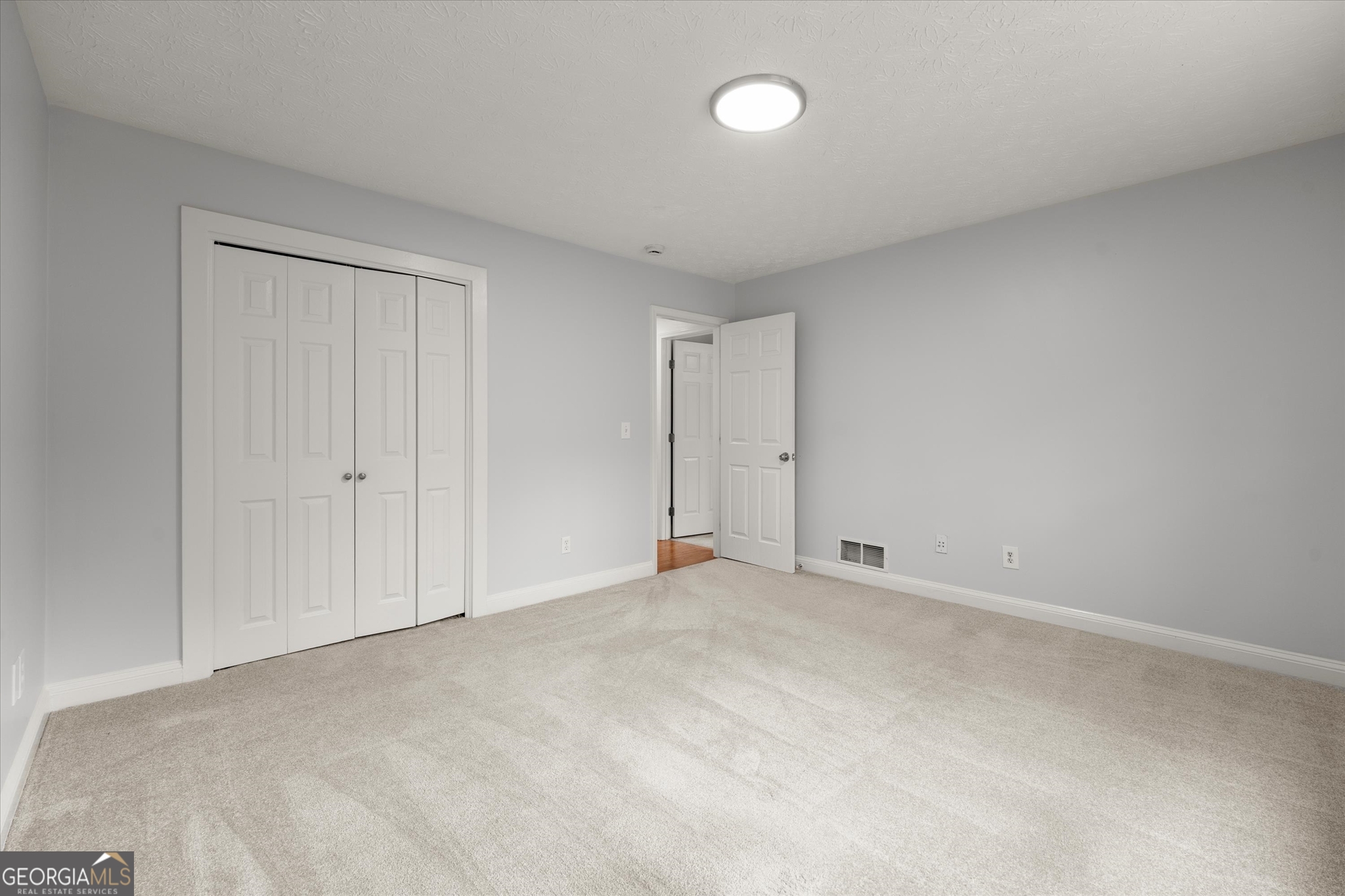 560 Saddle Creek Circle Property Photo 33