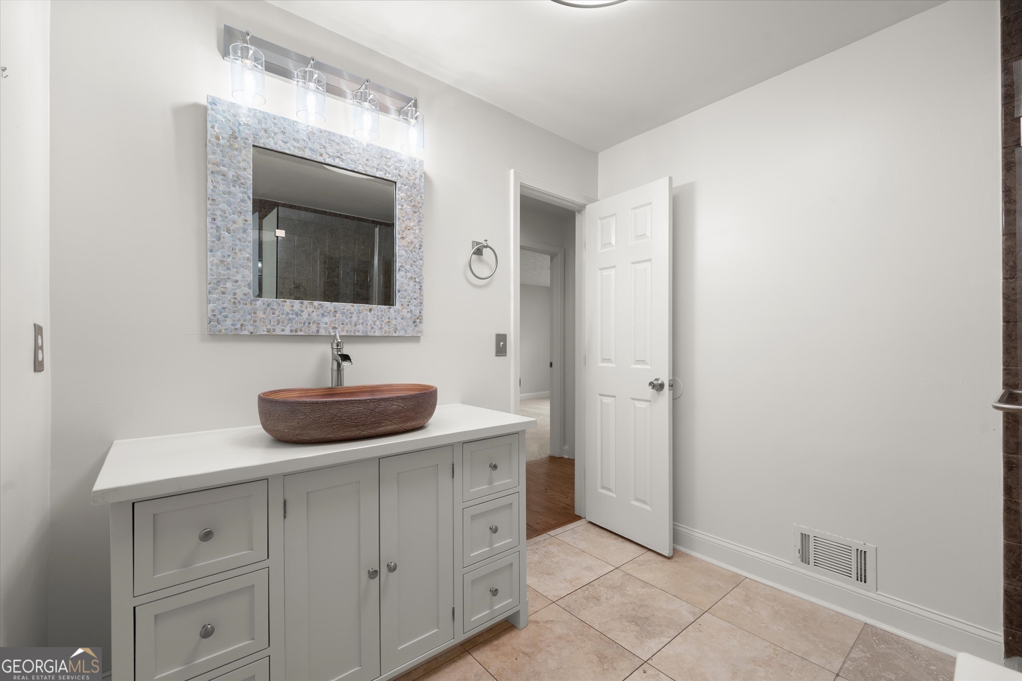 560 Saddle Creek Circle Property Photo 37