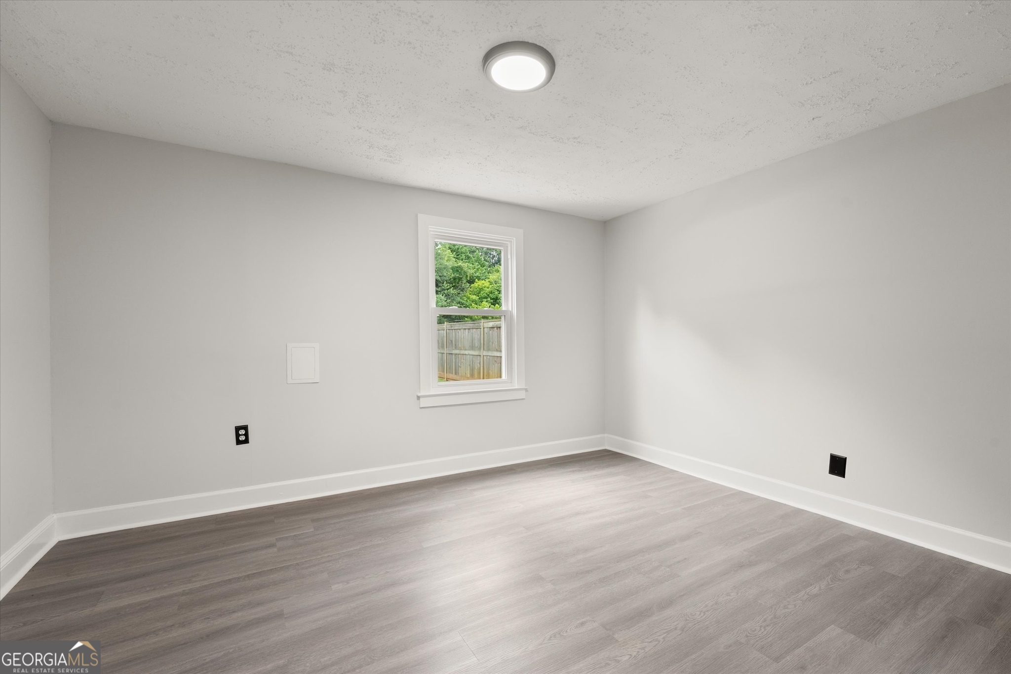 560 Saddle Creek Circle Property Photo 45