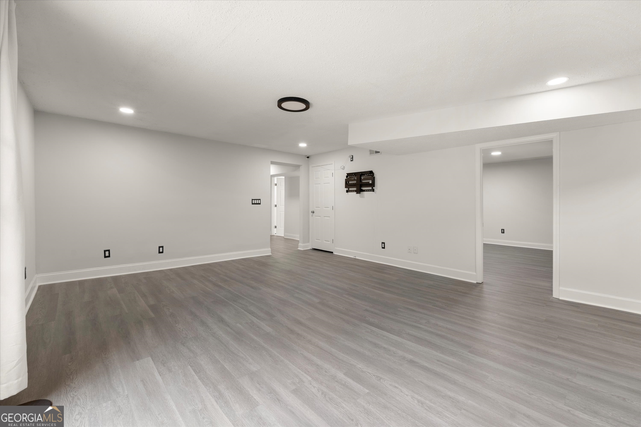 560 Saddle Creek Circle Property Photo 52