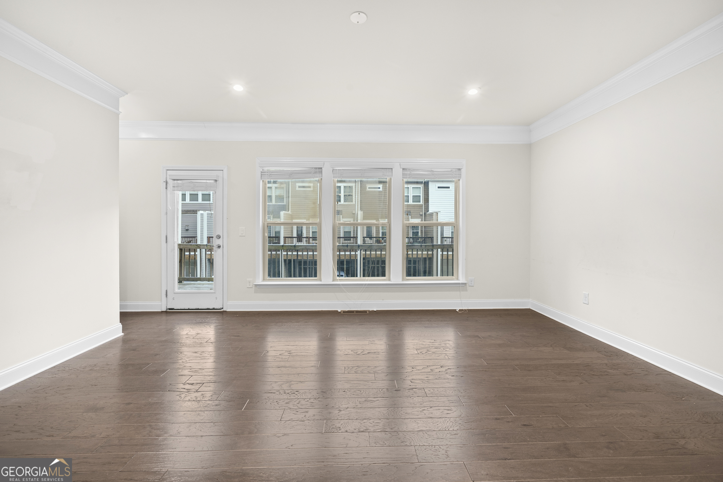 2166 Rock Creek Park Property Photo 10
