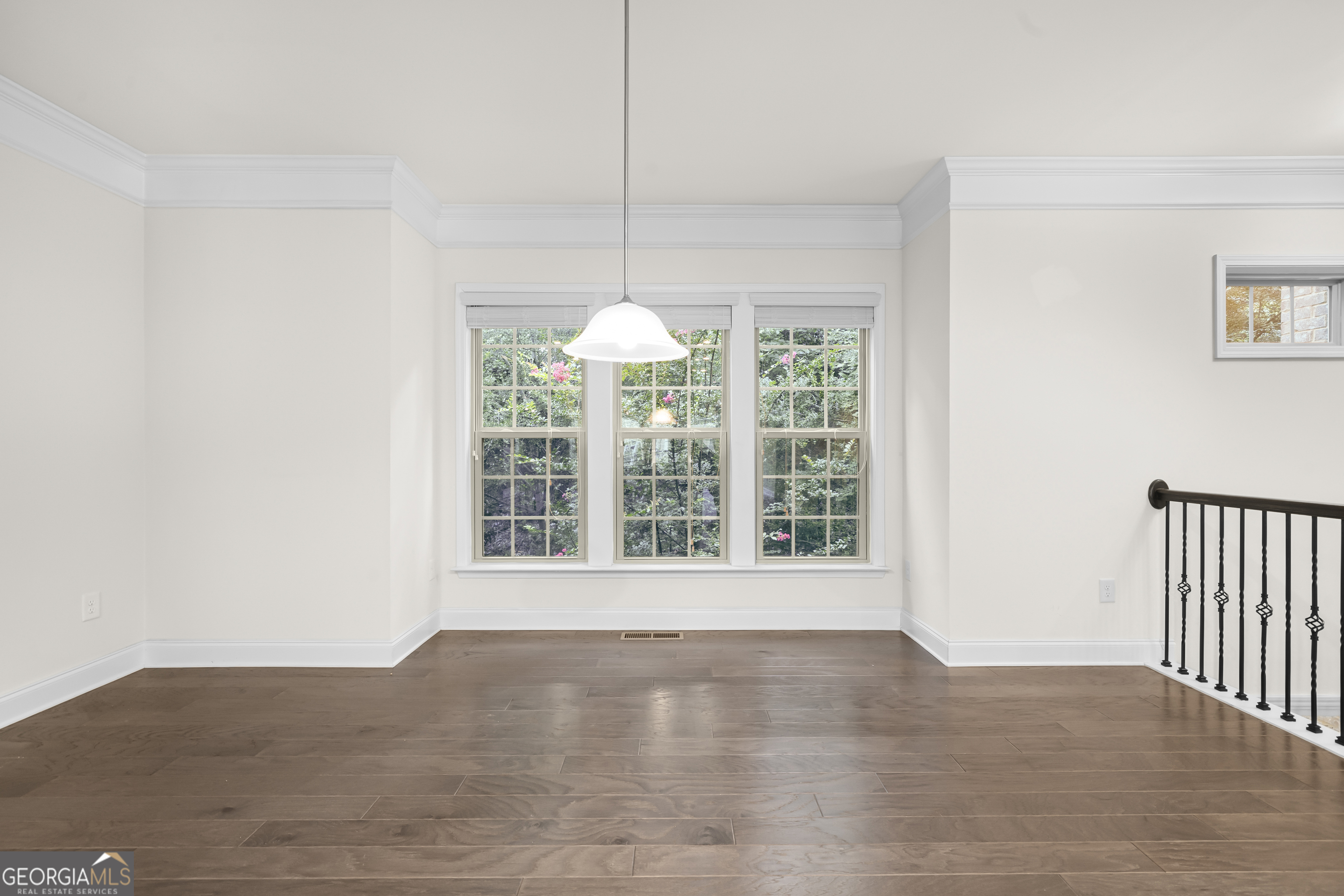 2166 Rock Creek Park Property Photo 32