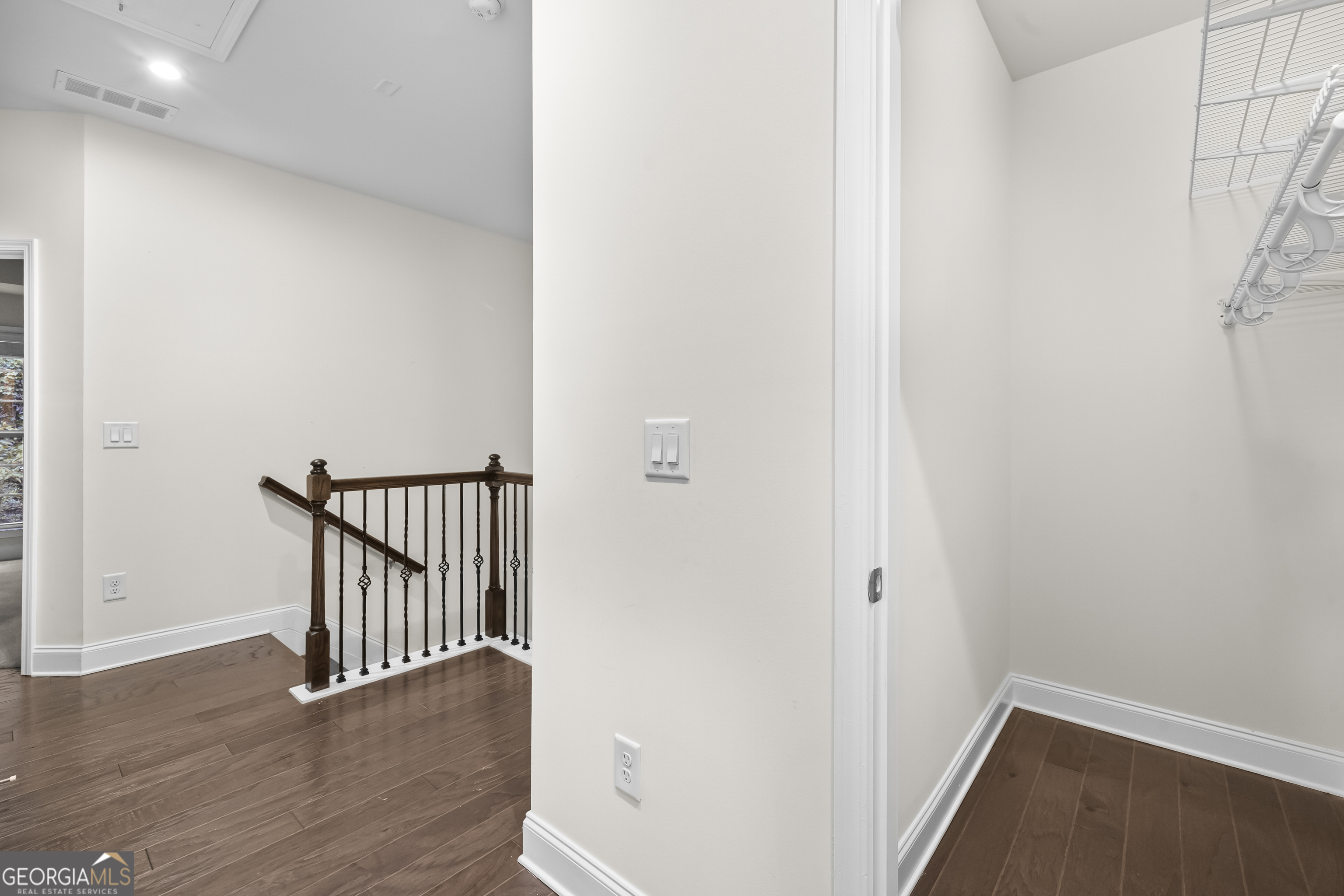 2166 Rock Creek Park Property Photo 40