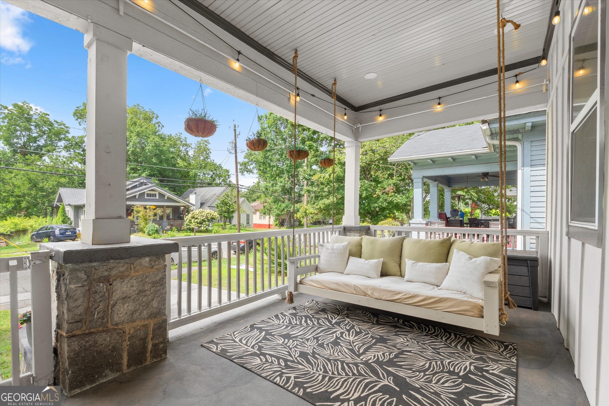 1367 Lucile Avenue Sw Property Photo 2