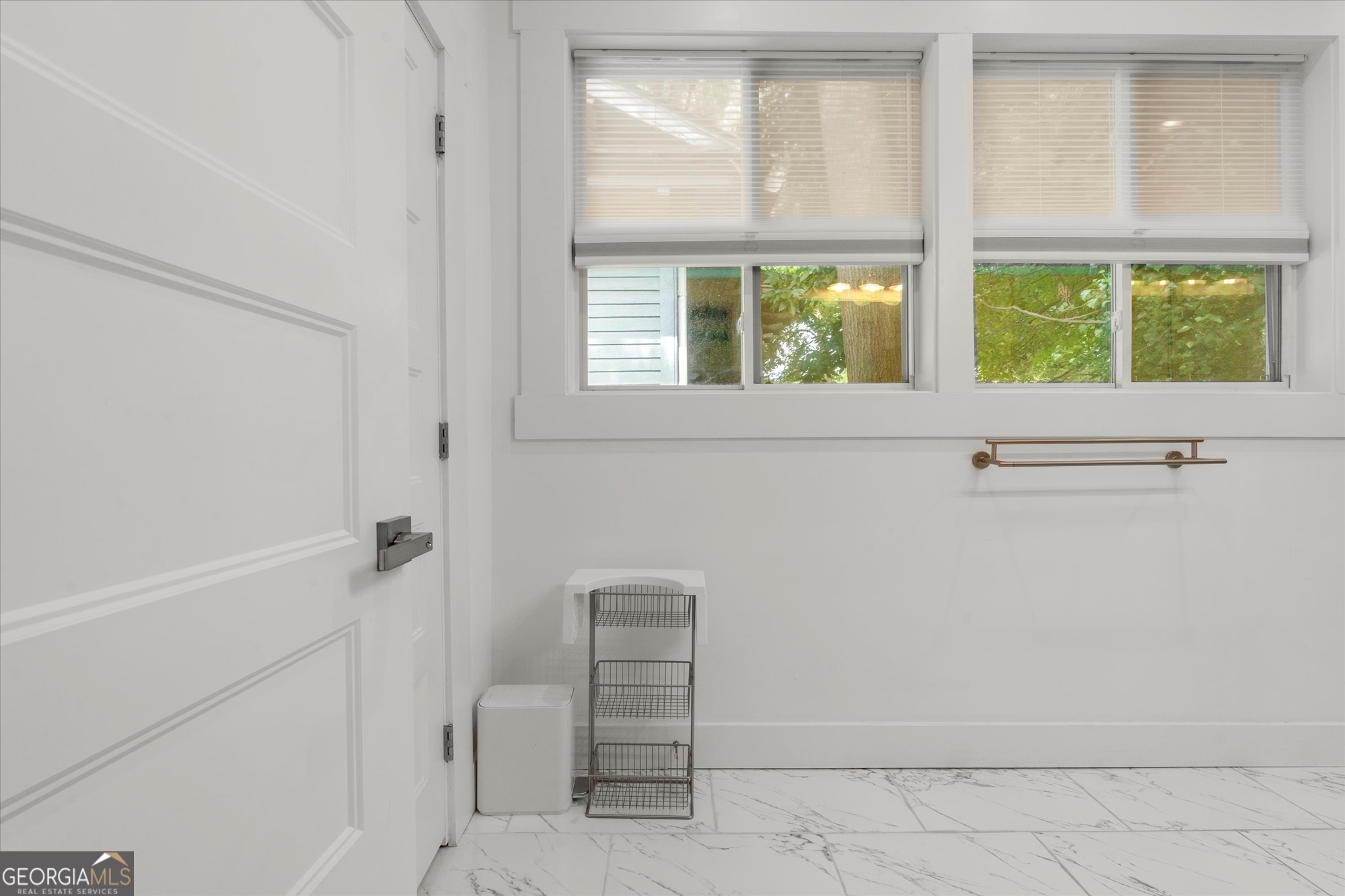 1367 Lucile Avenue Sw Property Photo 30