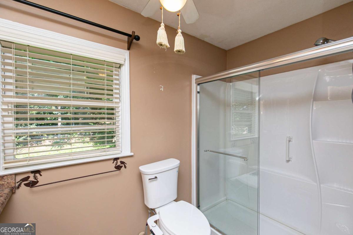 2133 Sandy Plains Road Property Photo 20