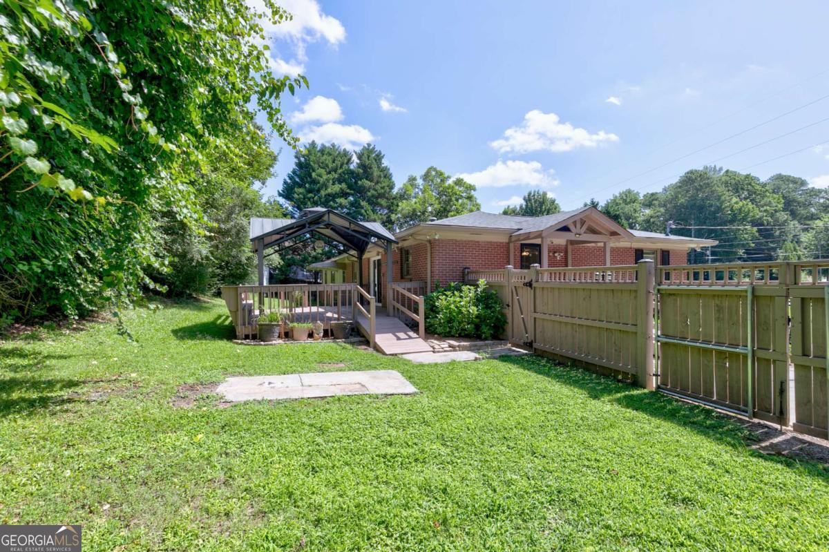 2133 Sandy Plains Road Property Photo 35