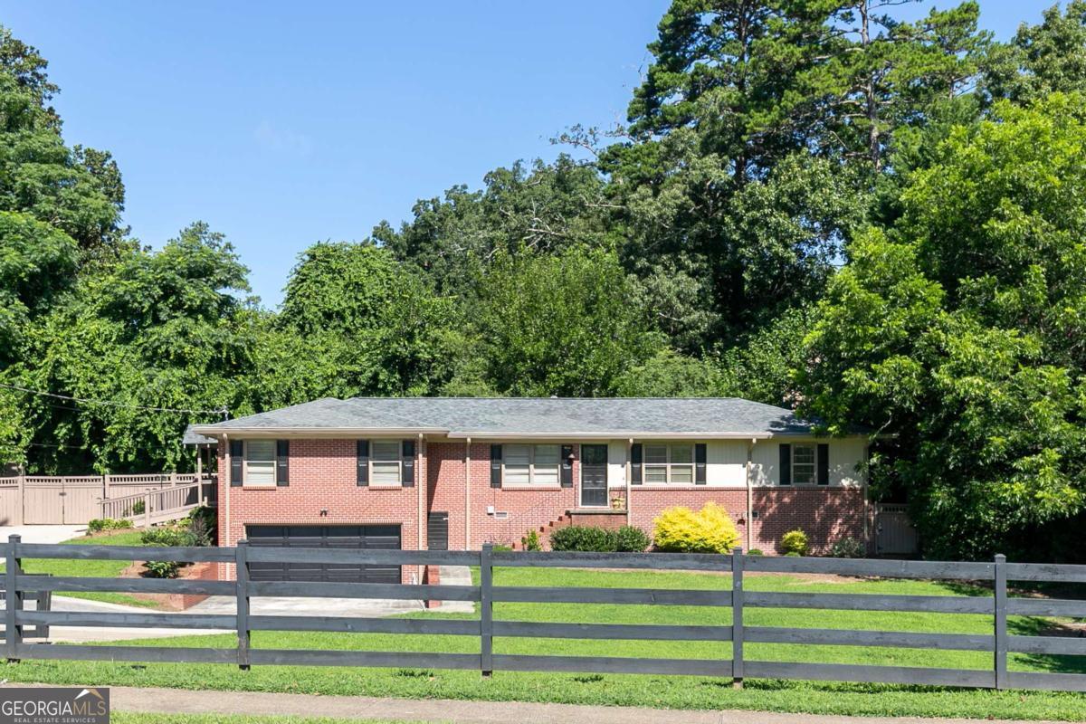 2133 Sandy Plains Road Property Photo 40