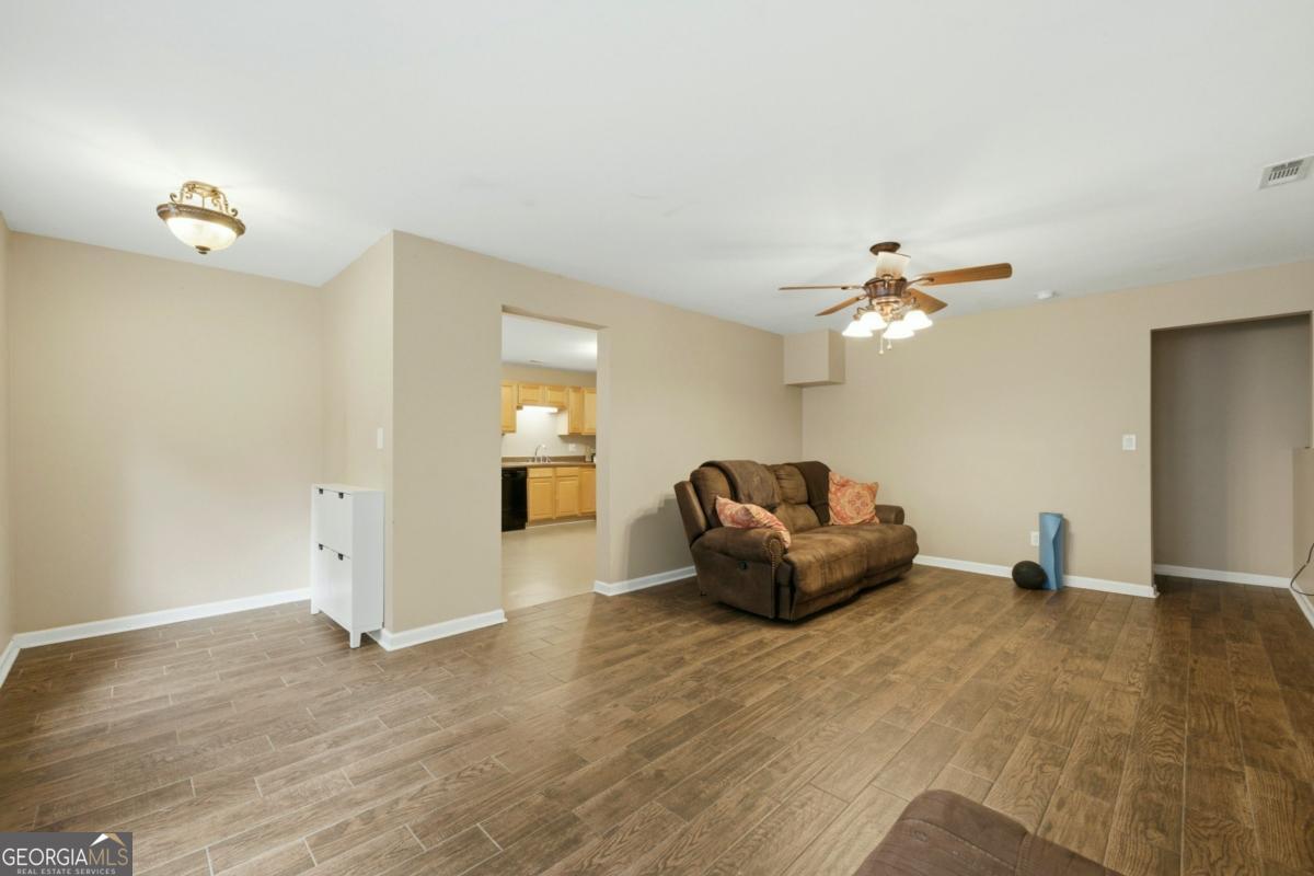 104 Courtland Circle Property Photo 41