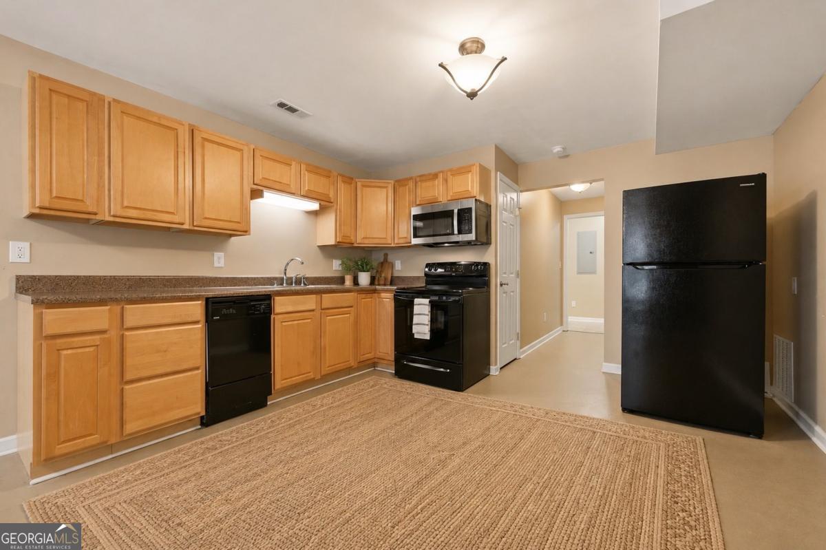 104 Courtland Circle Property Photo 44