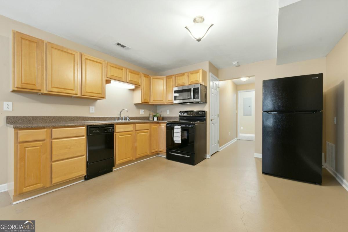 104 Courtland Circle Property Photo 45