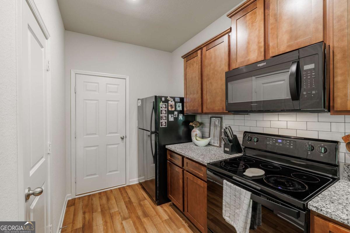 343 Morning Drive Property Photo 12