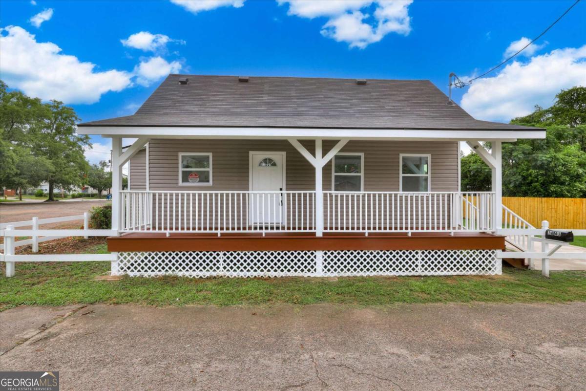 1843 Blairs Lane Property Photo 1