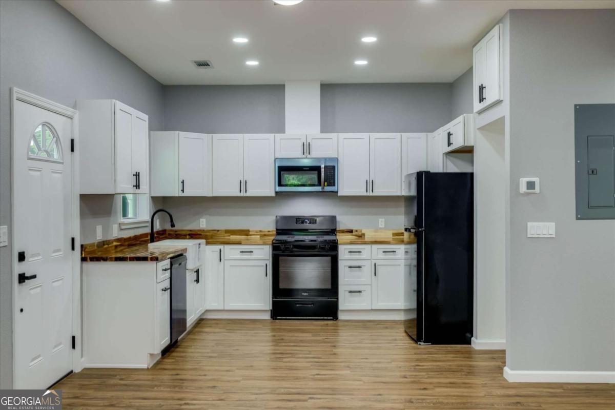 1843 Blairs Lane Property Photo 11