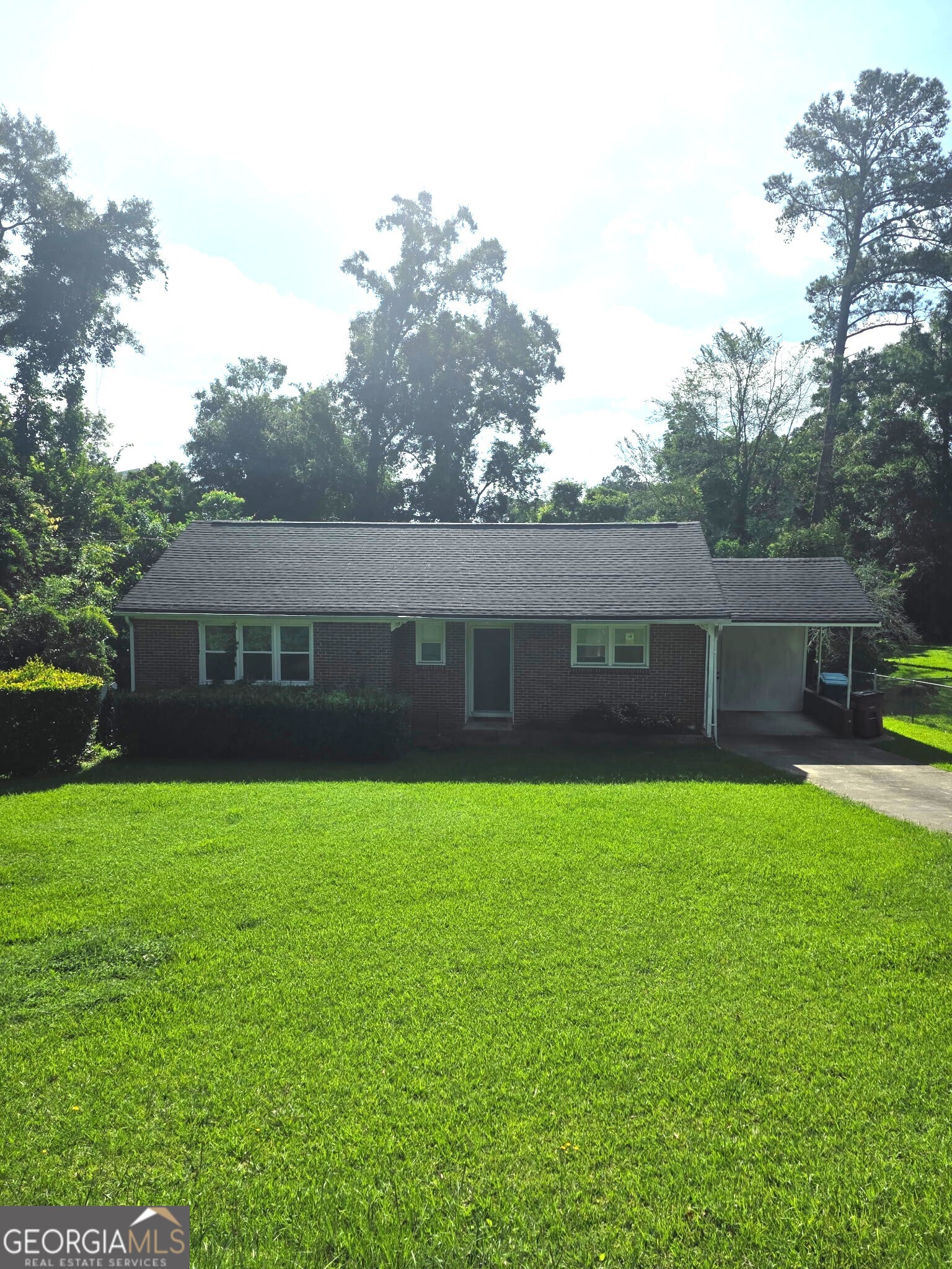 819 Corbin Avenue Property Photo 1