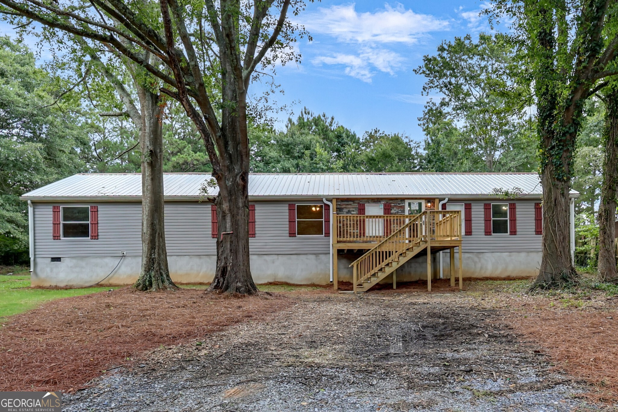 46 Honeysuckle Drive SW