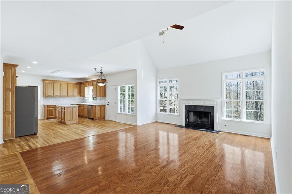 3805 Jones Creek Drive Property Photo 11