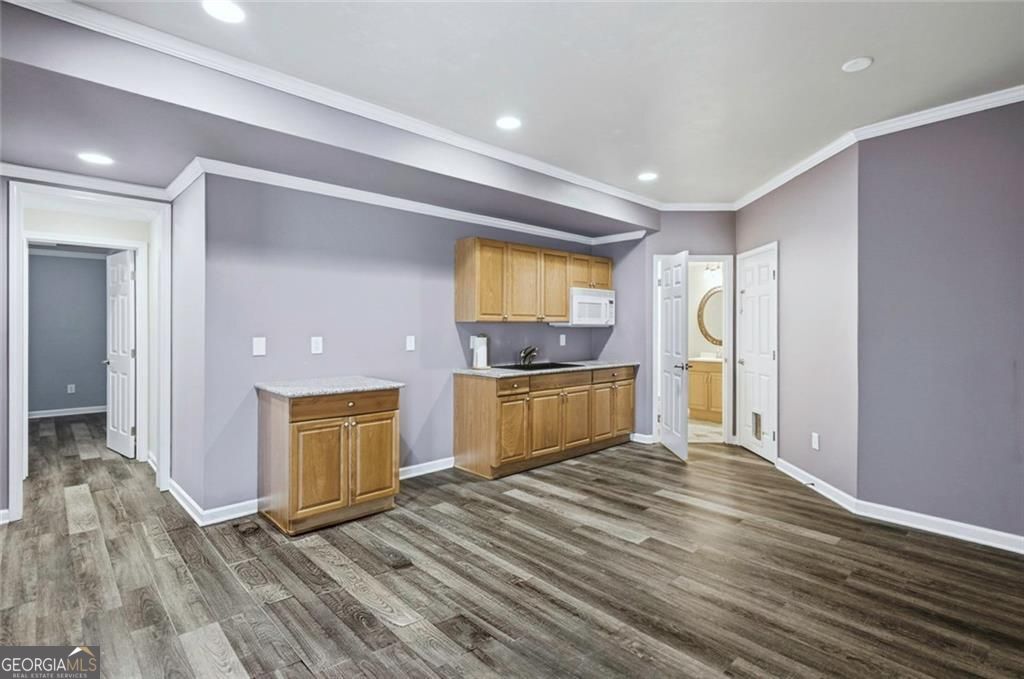 3805 Jones Creek Drive Property Photo 32