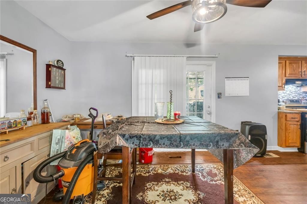 6874 Cherry Circle Property Photo 4