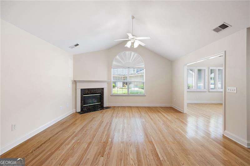 5276 Stone Village Circle # 8 Property Photo 4