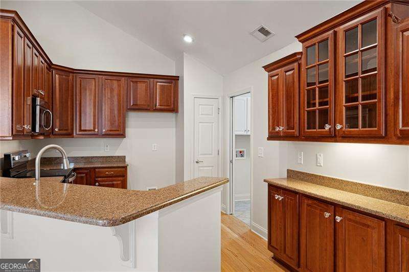 5276 Stone Village Circle # 8 Property Photo 10
