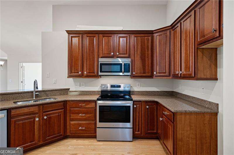 5276 Stone Village Circle # 8 Property Photo 12