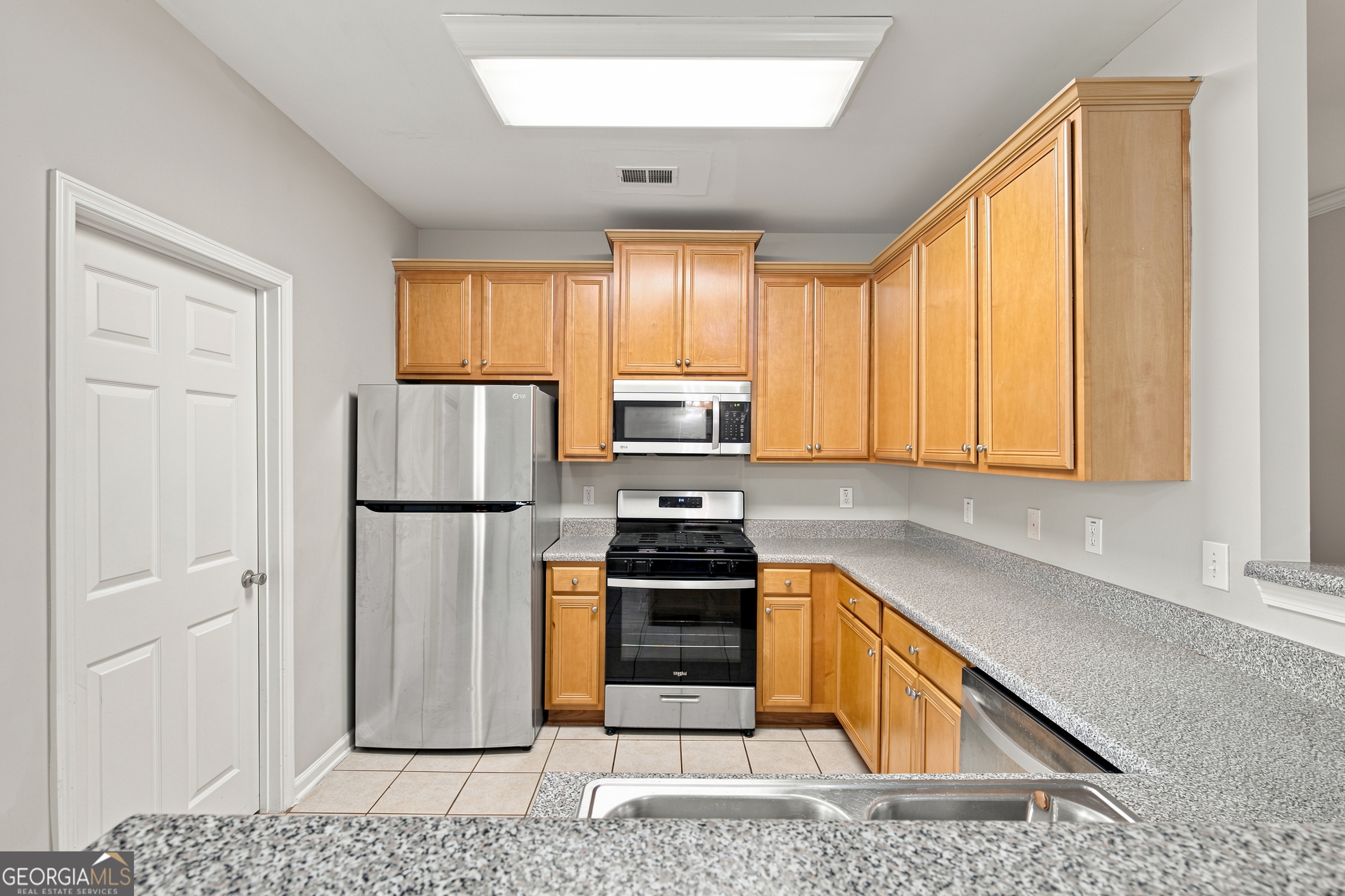 4721 Liberty Square Drive Property Photo 10