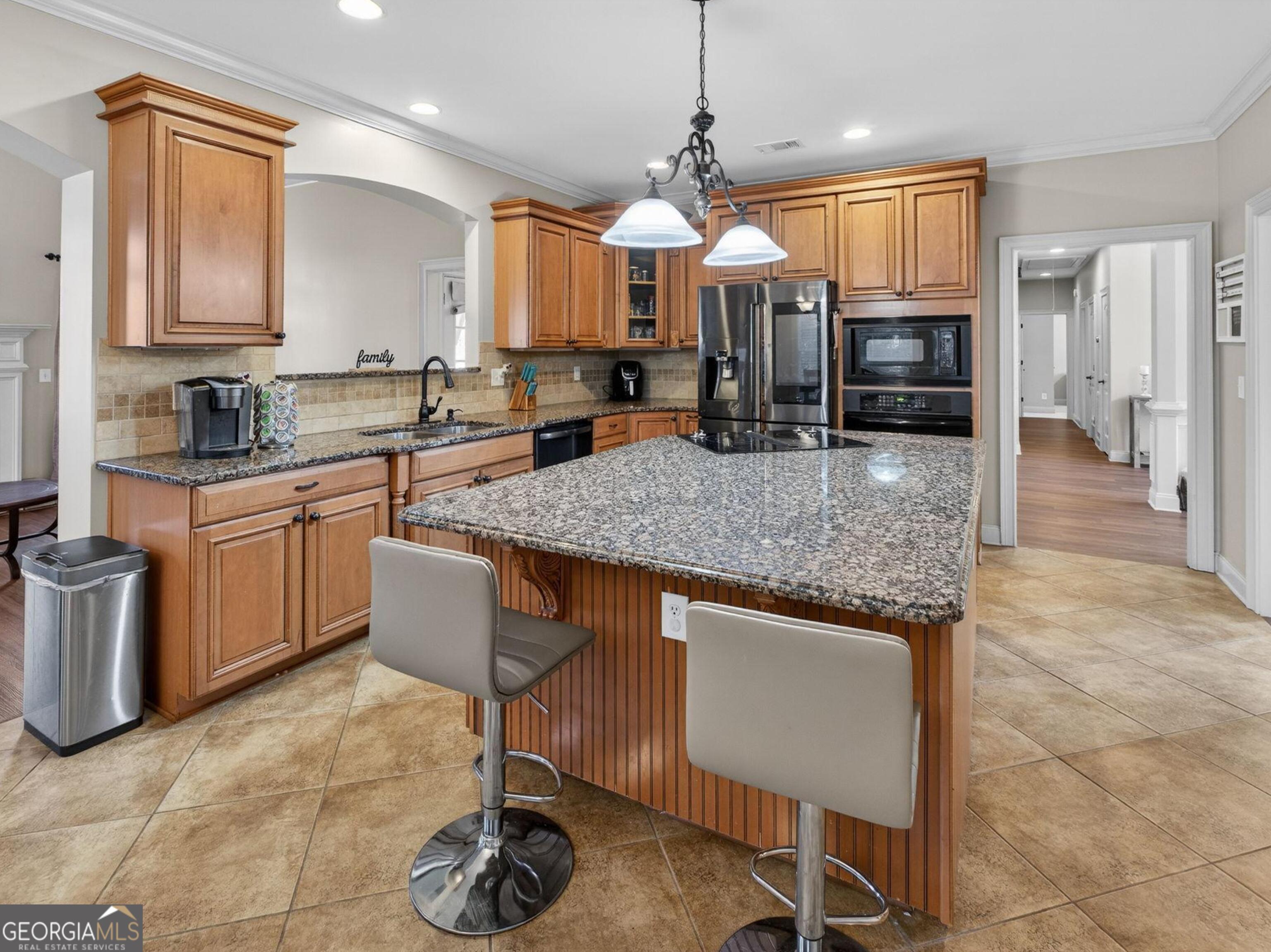 32 River Rapids Drive Property Photo 12