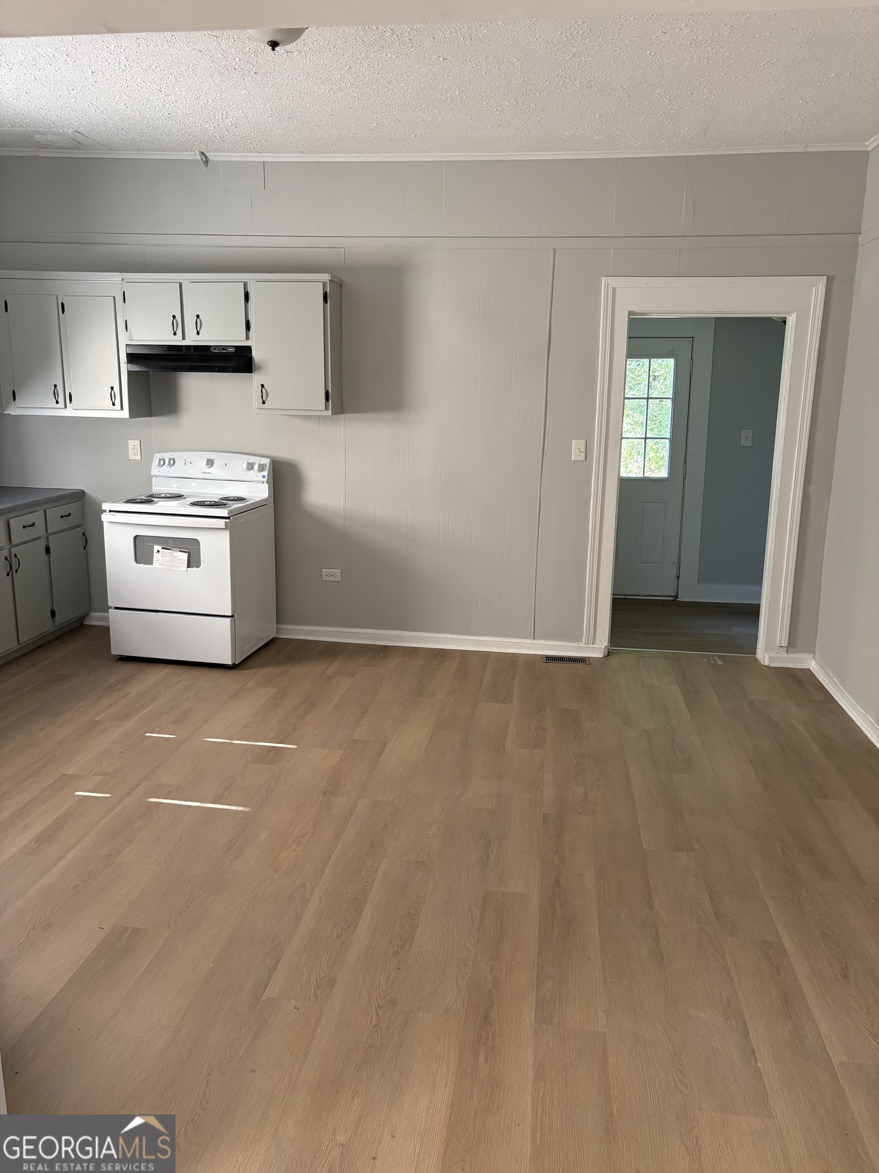 202 Cheatham Street Property Photo 4