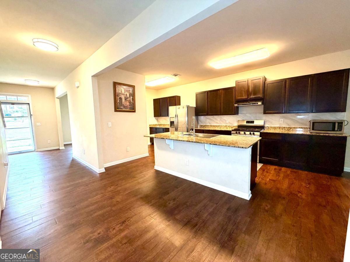 105 Arbor Creek Way Property Photo 8
