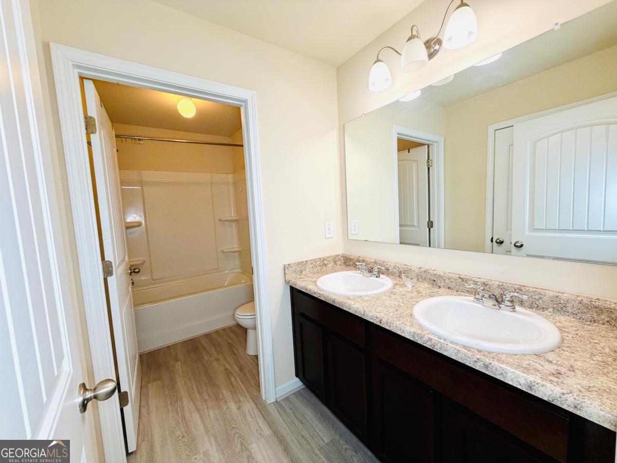 105 Arbor Creek Way Property Photo 16