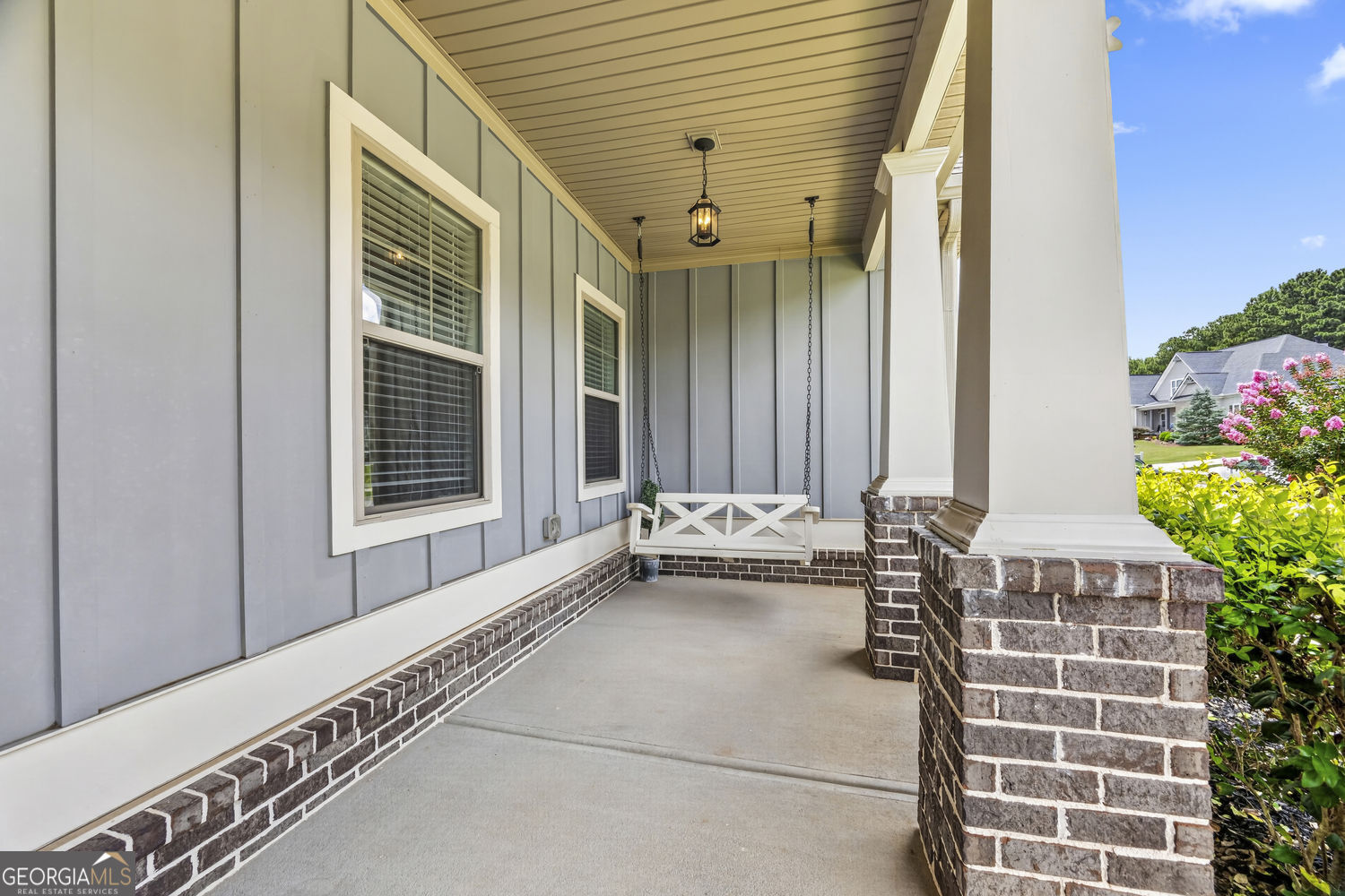 1627 Highland Creek Drive Property Photo 6