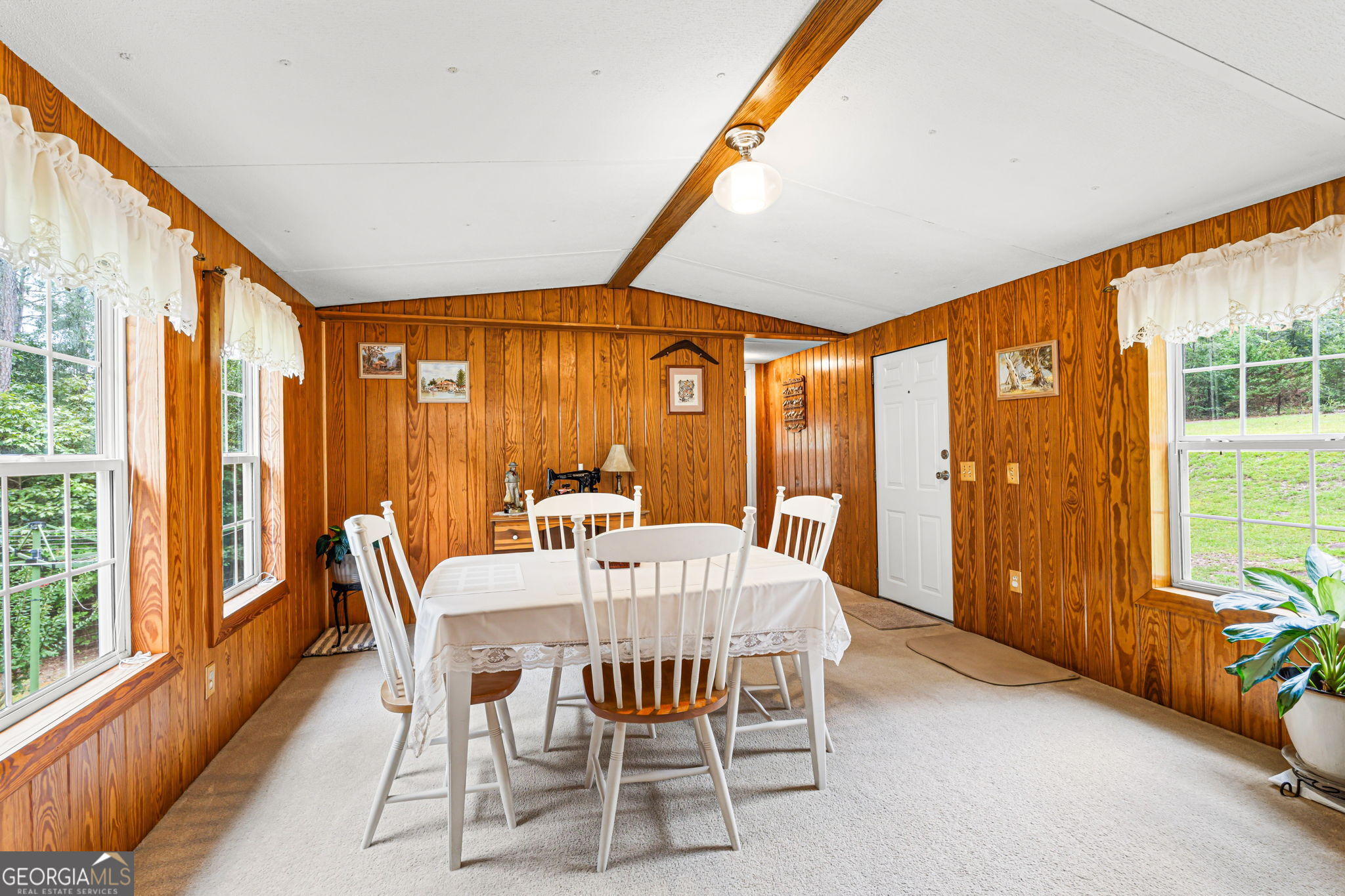 575 Grace Road Property Photo 16