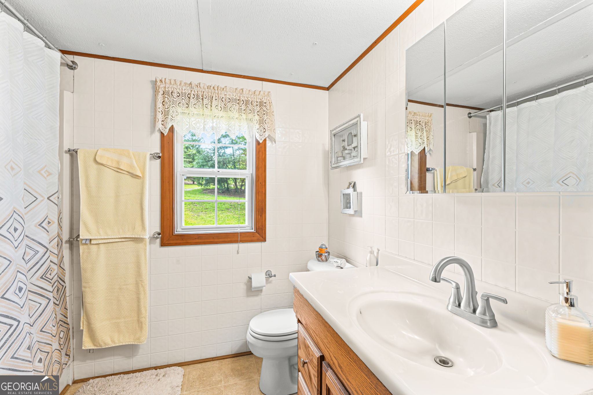 575 Grace Road Property Photo 26