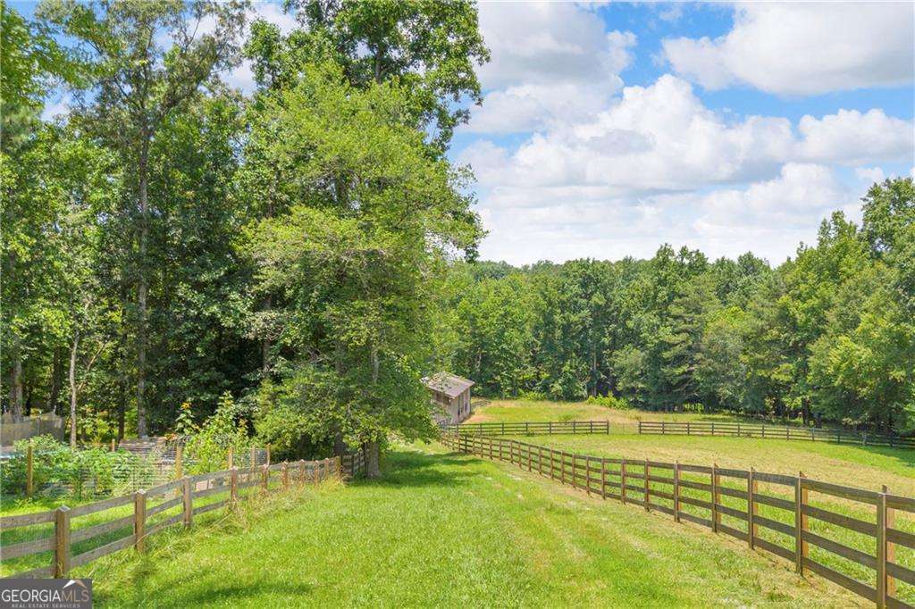 2865 Hightower Road Property Photo 7