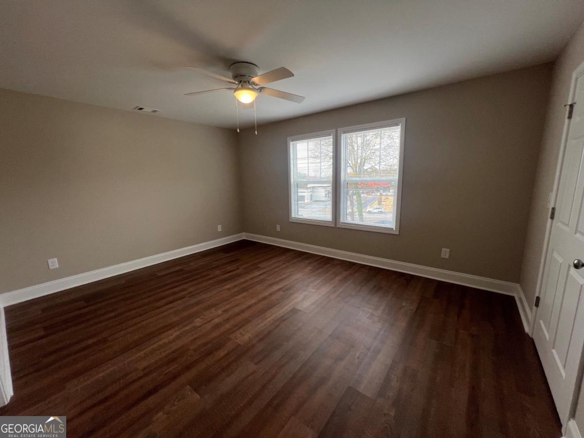 1027 Park Hill Drive Property Photo 7