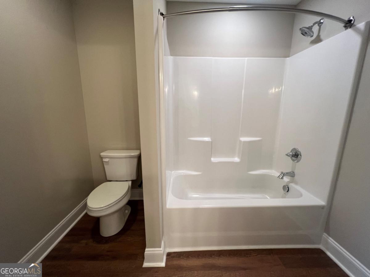 1027 Park Hill Drive Property Photo 9