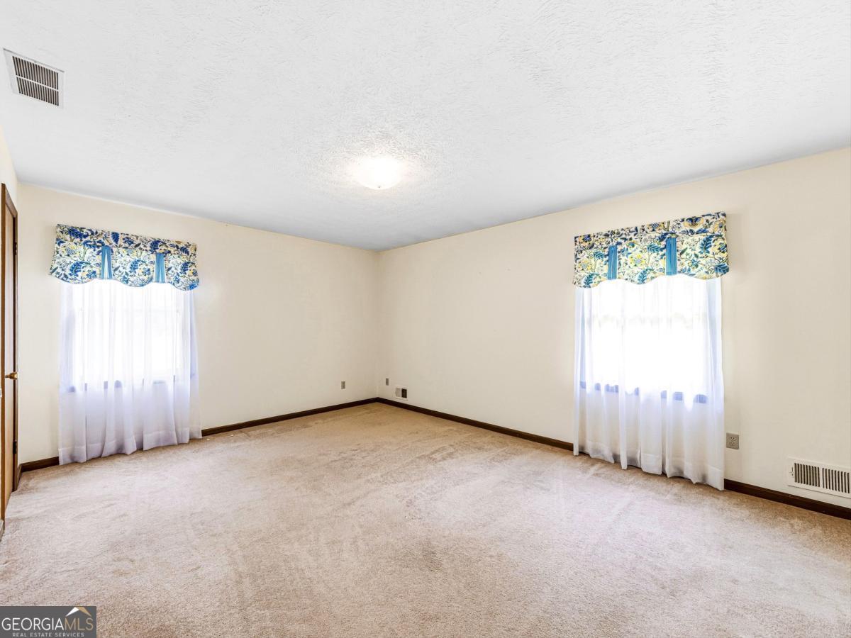 2405 Post Oak Tritt Road Property Photo 20