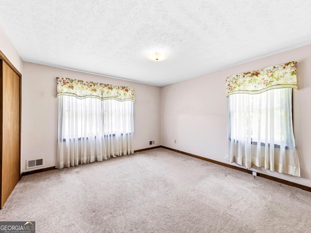 2405 Post Oak Tritt Road Property Photo 25