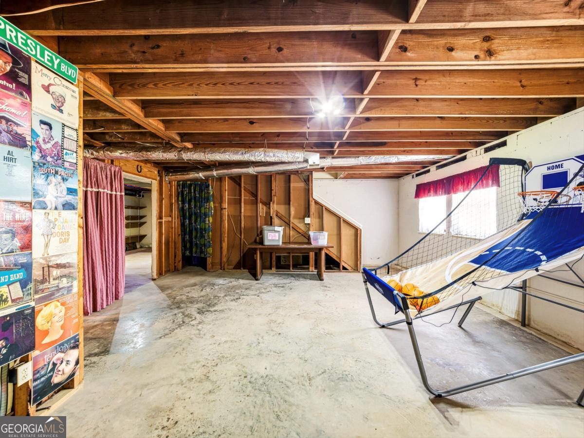 2405 Post Oak Tritt Road Property Photo 28