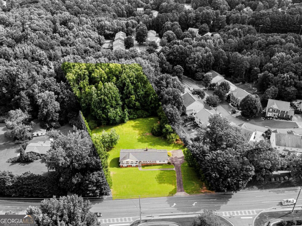 2405 Post Oak Tritt Road Property Photo 37