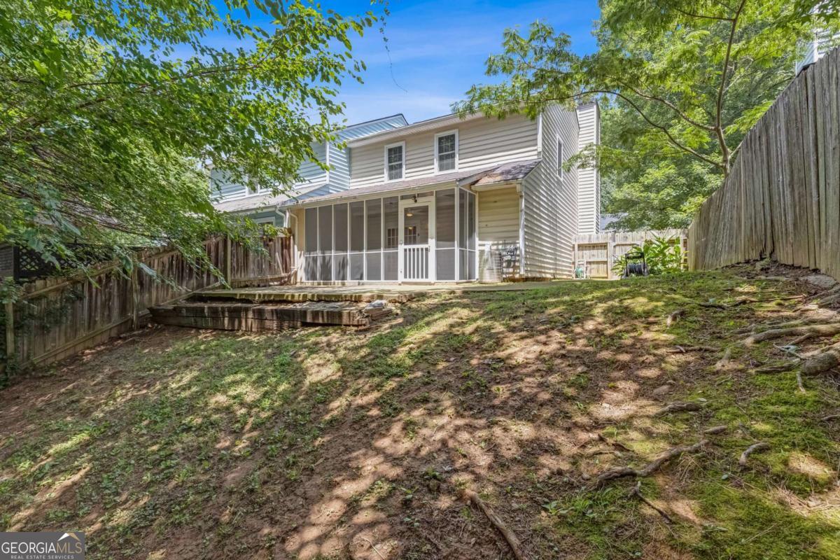 725 Anderson Walk Property Photo 22