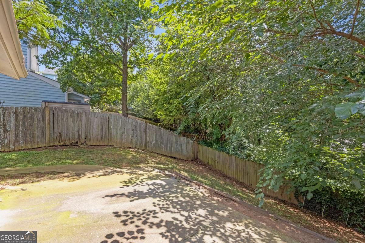 725 Anderson Walk Property Photo 24