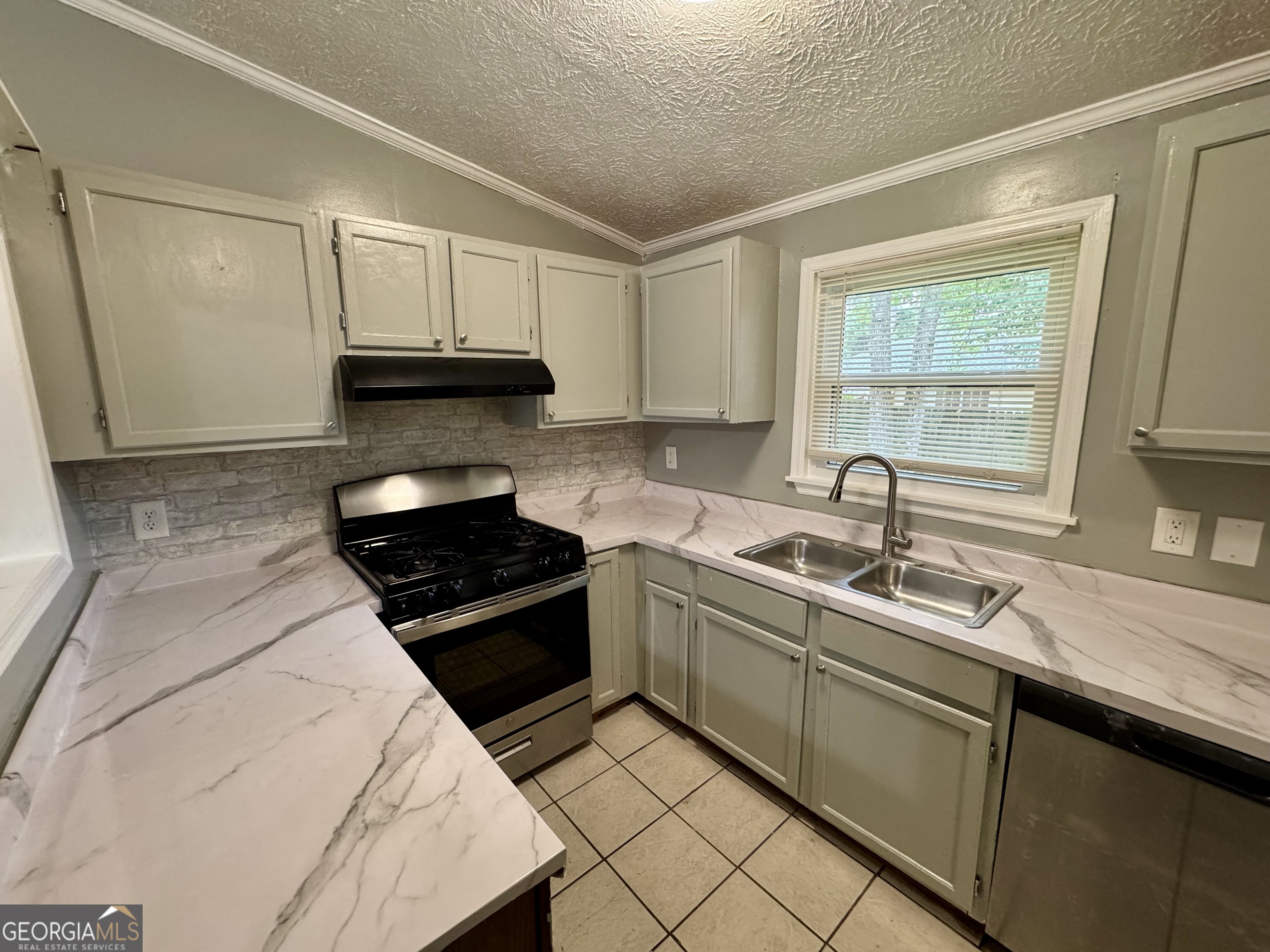 7 Sherwood Loop Property Photo 11