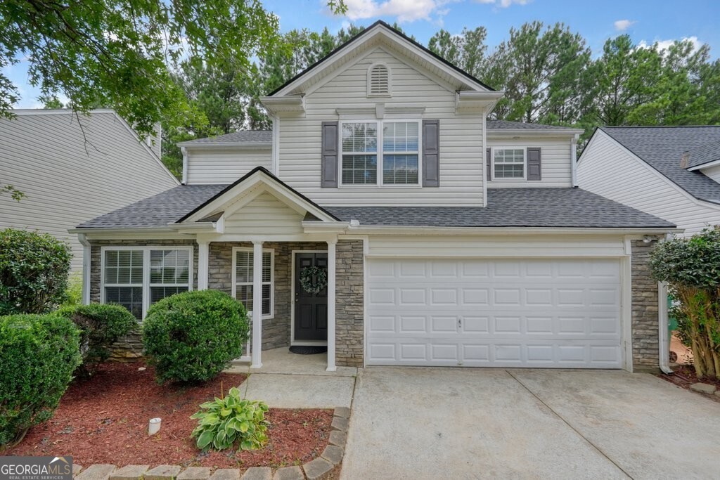 115 Village Trace Property Photo 1